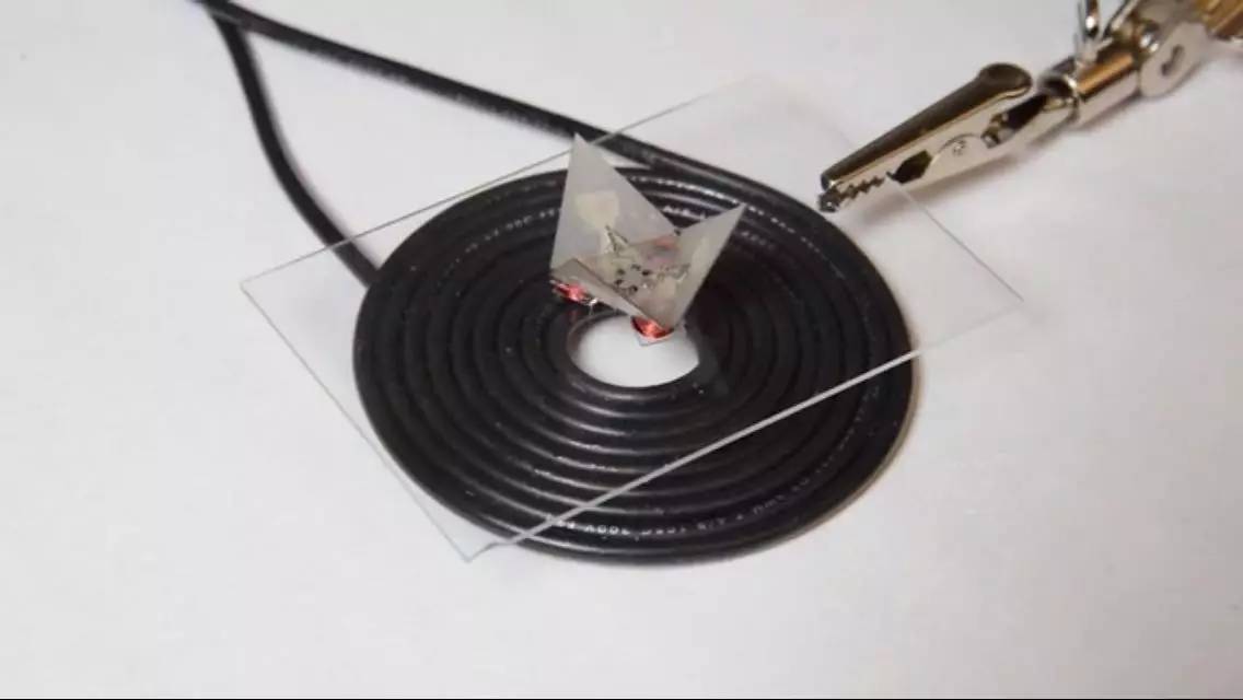 磁場無線控制無需充電機充電蓄電池即可