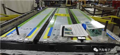 蒙羅聯合公司拆解Model 3 大功率充電機充電蓄電池 蒙羅聯合公司拆解Model 3 大功率充電機充電蓄電池